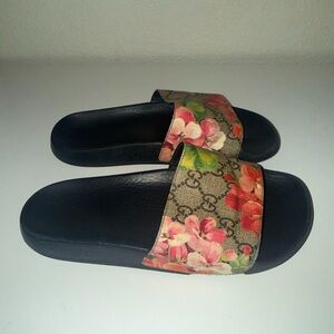 Gucci GG Floral Bloom Slide Sandals Size 7